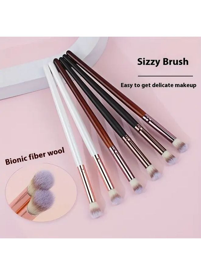 White Soft Bristle Smudging Brush For Eyeshadow Contouring Concealer Beginners - Image 1